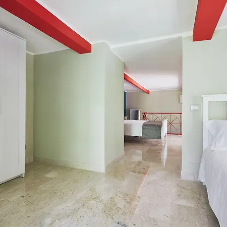 بيت ضيافة Corte Dei Medici - Palace كاتانيا