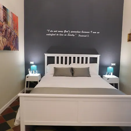 بيت ضيافة Corte Dei Medici - Palace 2*