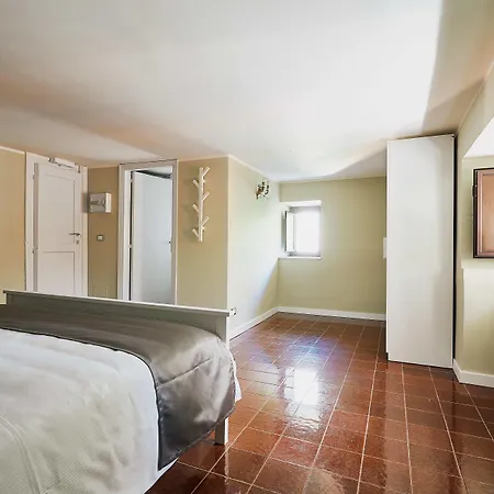 Corte Dei Medici - Palace بيت ضيافة كاتانيا