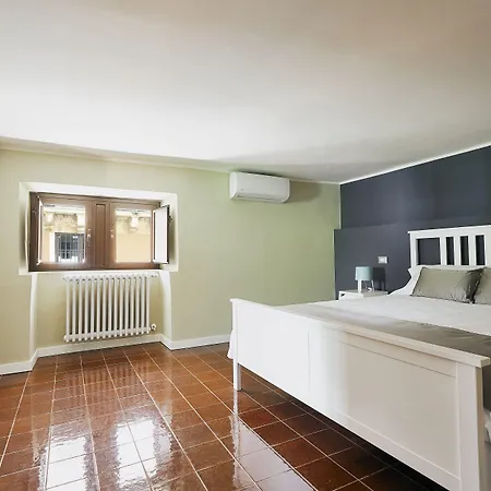 Corte Dei Medici - Palace بيت ضيافة 2*