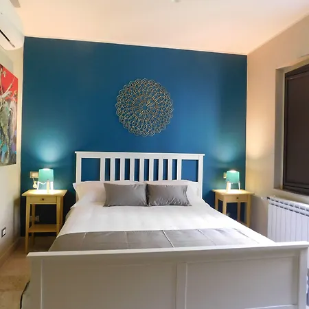 بيت ضيافة Corte Dei Medici - Palace كاتانيا